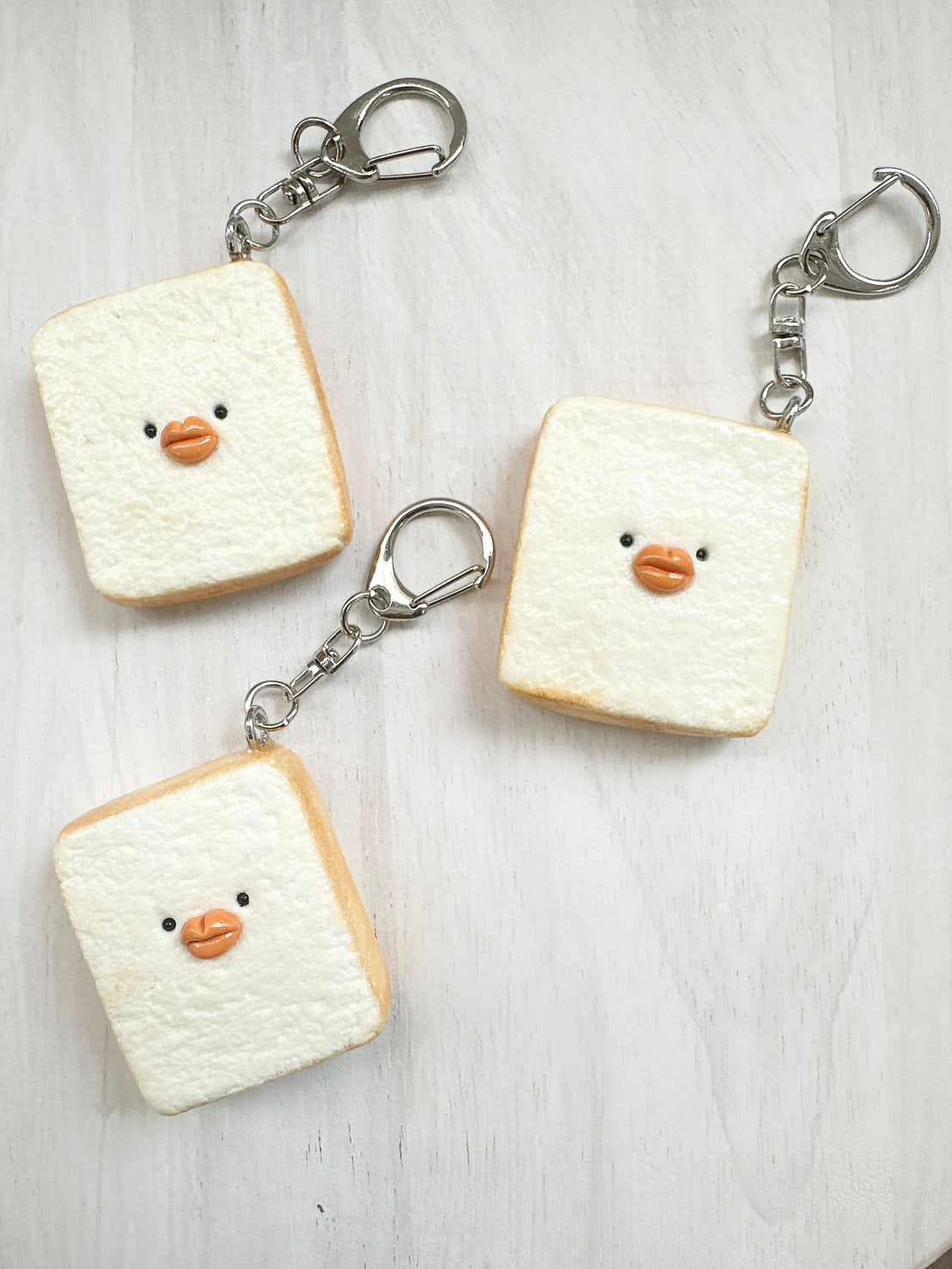 【無個性‐mukosei-】食パンキーホルダー