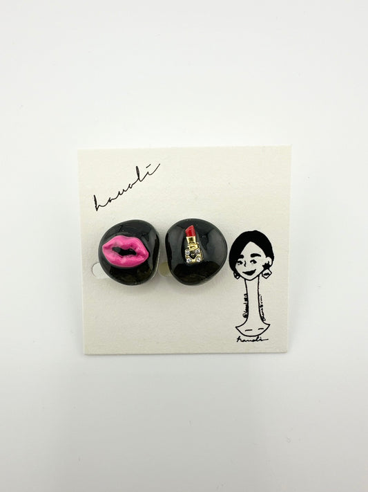 【hauoli(ハウオリ)】イヤリング　くちびる