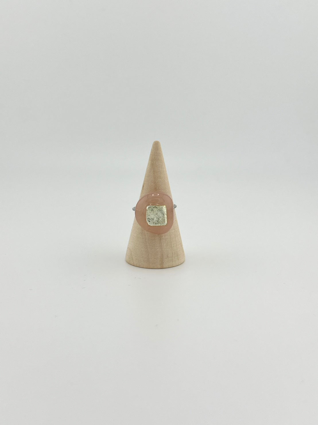 【hauoli(ハウオリ)】リング　ベビーピンクまる