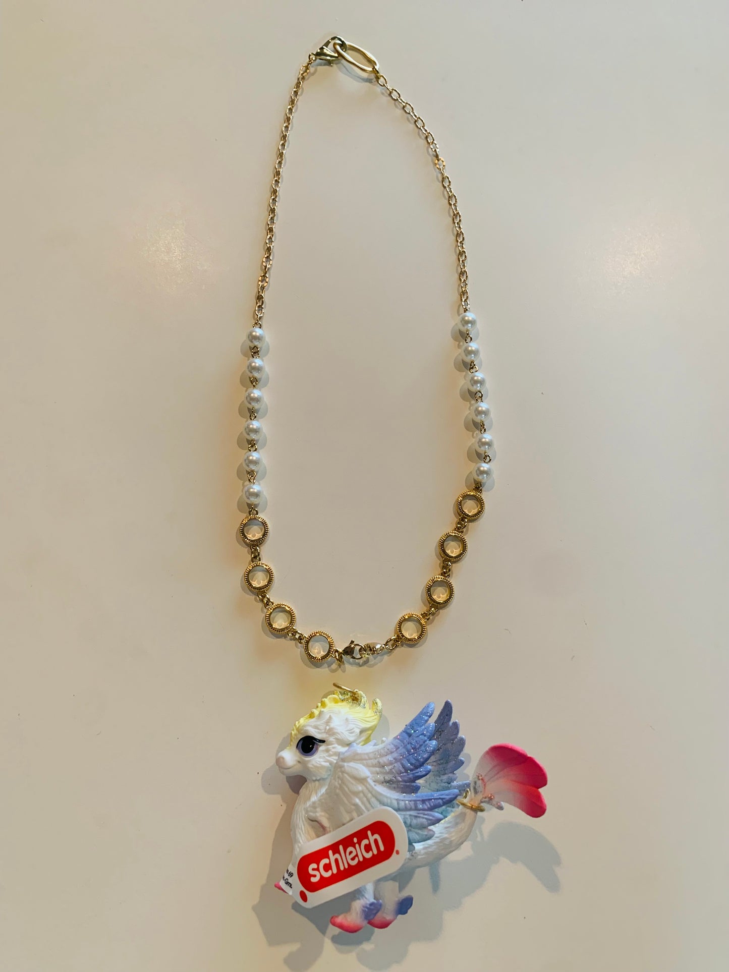 勲章屋さん【kunshoyasan】×シュライヒ　ラブリーネックレス