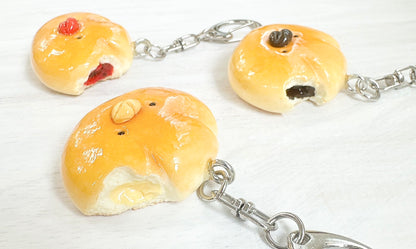 【無個性‐mukosei-】クリームパンキーホルダー