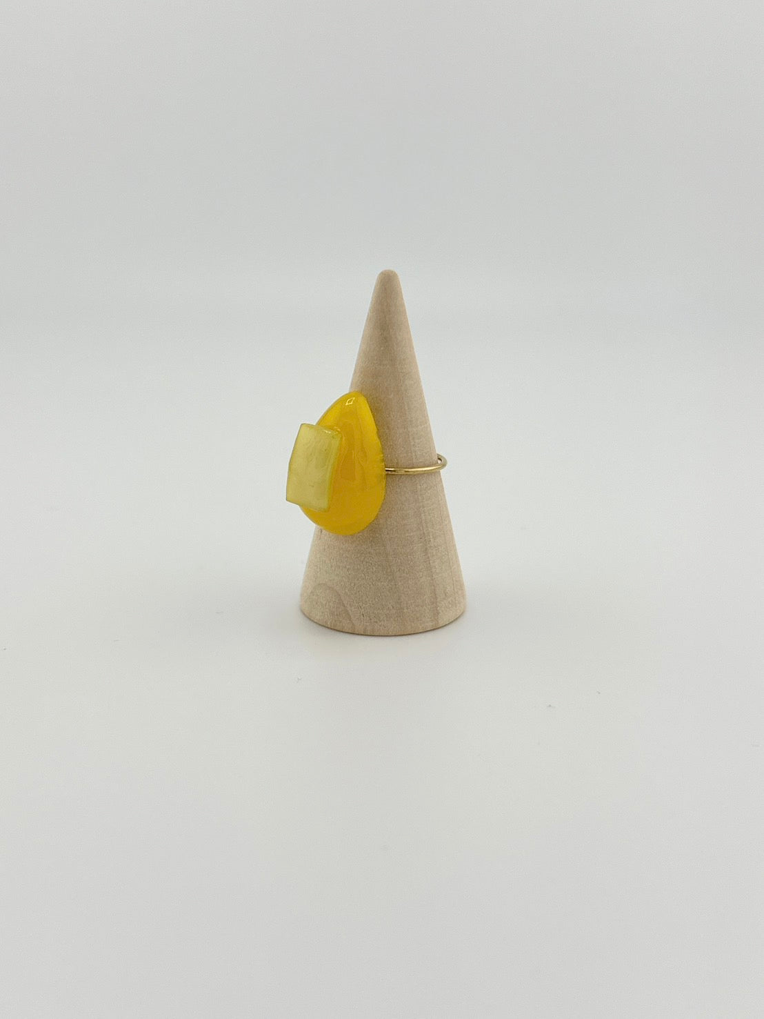 【hauoli(ハウオリ)】リング　イエロー雫