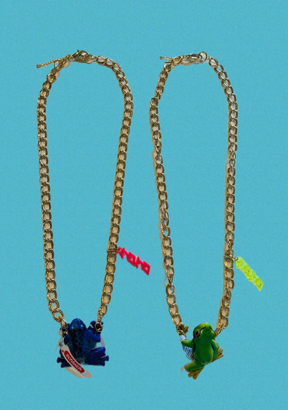 勲章屋さん【kunshoyasan】×シュライヒコラボ　カエルネックレス