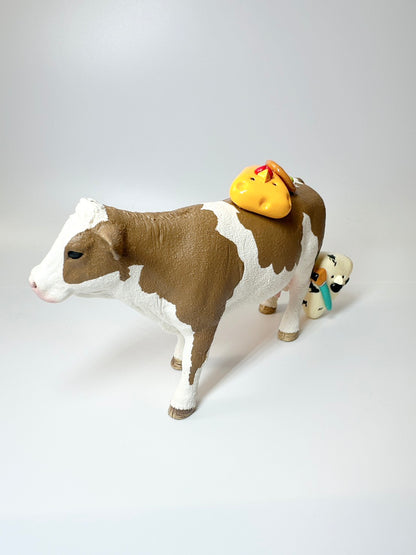 【schleich×無個性‐mukosei-】シンメンタール牛とチーッスくん