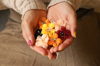 【Asupan】透けるつまみ細工　イヤリング