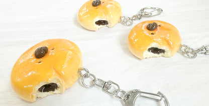 【無個性‐mukosei-】クリームパンキーホルダー